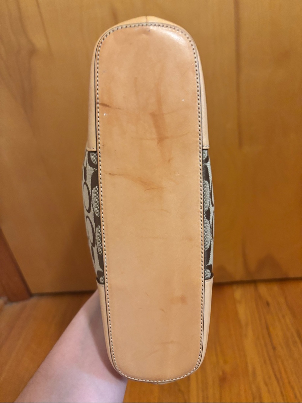 Coach Signature Canvas Hobo Bag in Khaki/Tan EUC - Picture 6 of 16